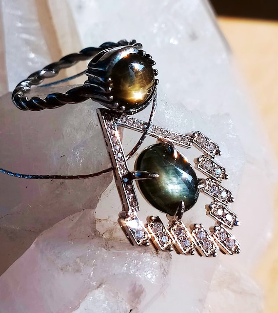 Anillo de plata de ley 925 con zafiro negro natural de rayos