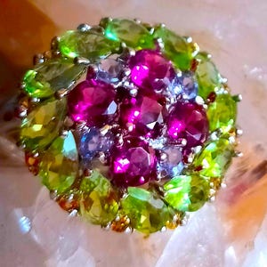 natural peridot, rhodolite garnet and tanzanite 925 silver sterling ring size 8 1/2