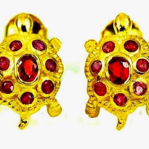 nice little turtle with natural ruby 925 silver sterling earrings