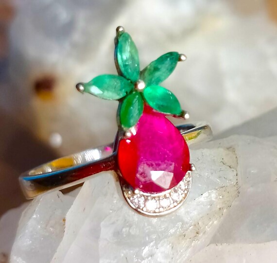 Anello in argento sterling 925 con rubino e smeraldo naturali