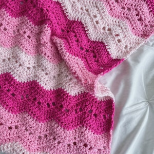 Crochet baby blanket - baby blanket Crochet  -  pink baby blanket - pink crochet blanket - knit baby afghan - nursery decor - baby girl