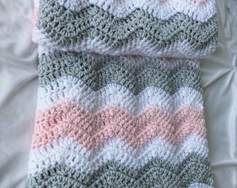 Pink Gray White NEW Handmade Crochet Baby Blanket Afghan Newborn 