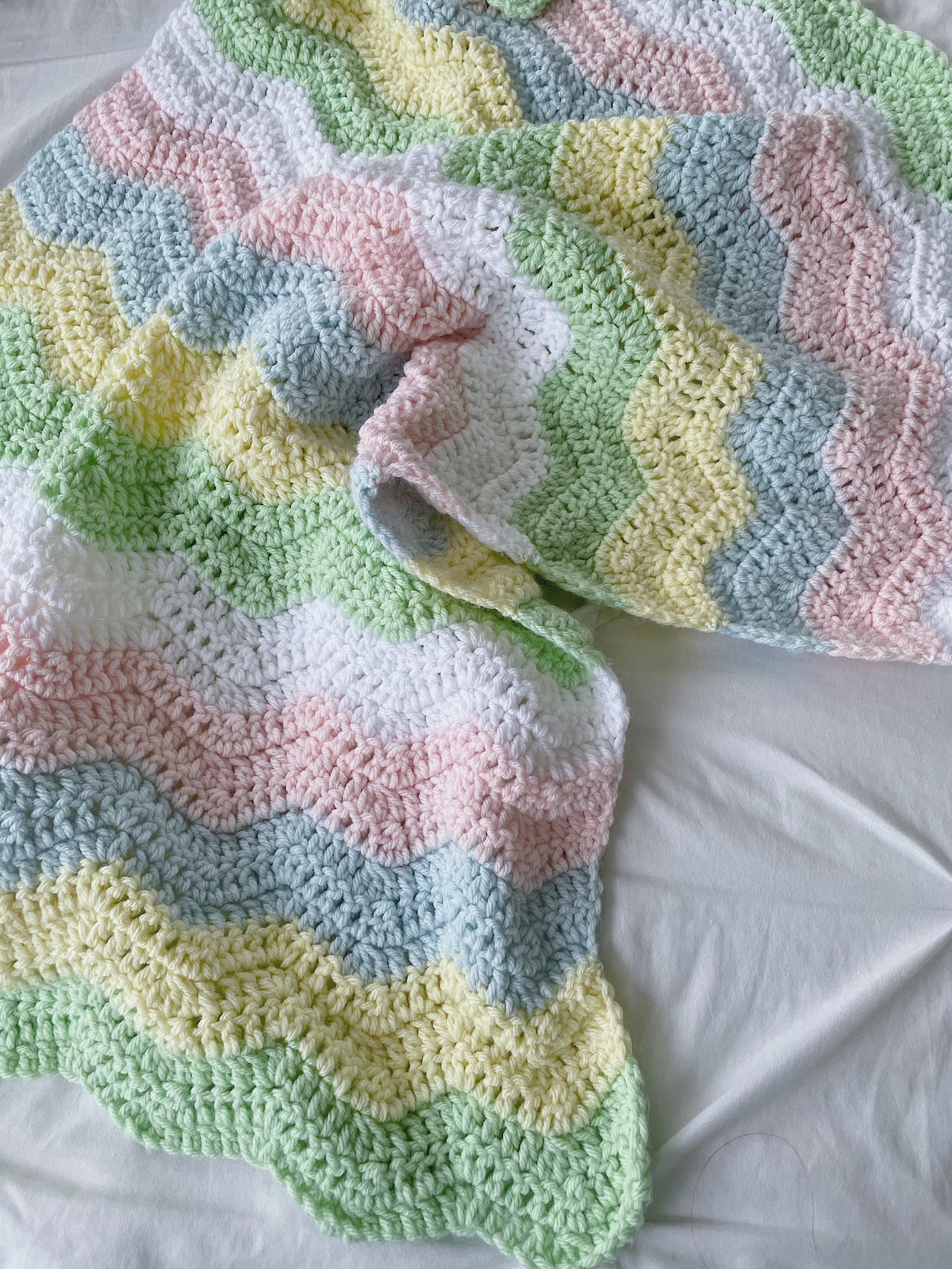 Pastel crochet baby blanket hotsell
