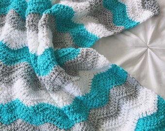 Turquoise Crochet Baby Blanket: Gray & White Ripple Design