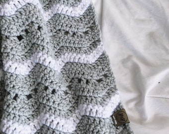 Gray and white crochet blanket sale