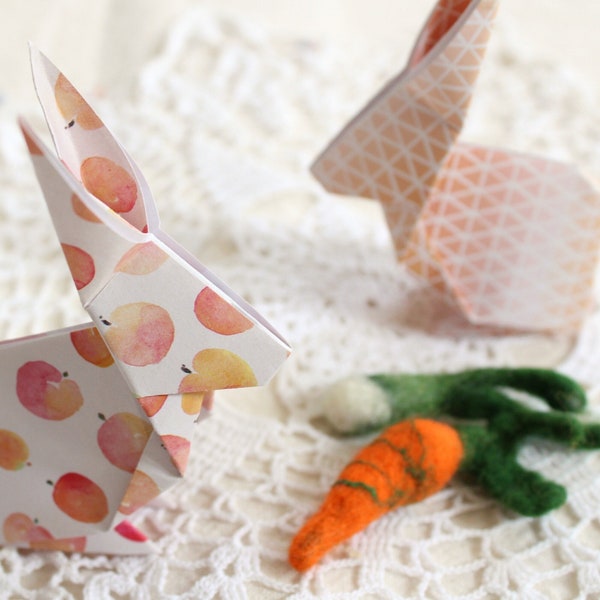 Lot de 4 petits lapins en origami à poser // Décoration fête du printemps // Décorations origami pour Pâques // Fin de série