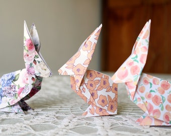 Set di 8 piccoli conigli origami da posare // Decorazione per feste primaverili // Decorazioni origami per Pasqua // Fine della serie