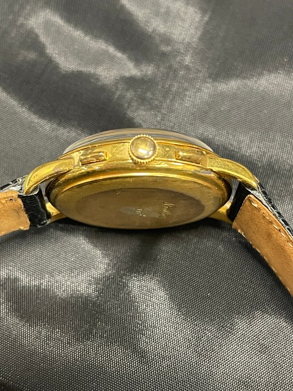 vintage-breitling-triple-date-chronograph-datora-gem