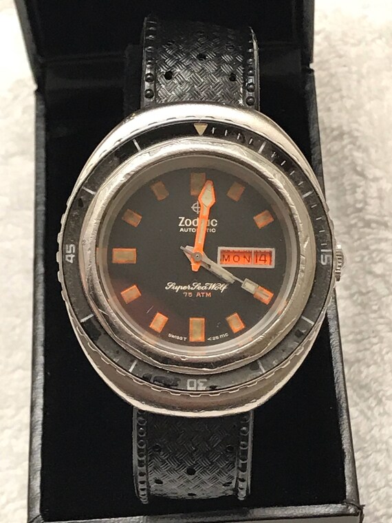 zodiac diver