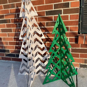1/4 « Extra Large 3D Trees SVG Digital Download 2', 3', 4' en taille pour les lasers à grand lit et Glowforge Pro - PAS un produit physique