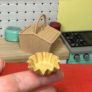 1:6 Scale Set of 2 Miniverse Scale Taco Shell Bowls