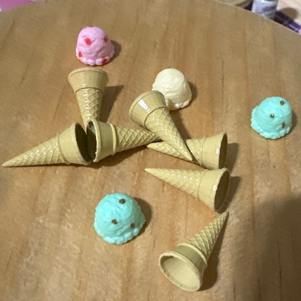 1/6 Scale Ice Cream Cones