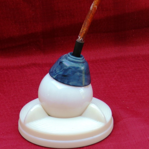 Vintage Zephyr American Co. Art Deco Style 3 Piece Inkwell Milk Glass and Bakelite             00373