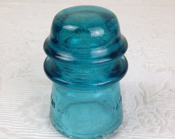 Vintage Hemingray -16 Blue/Green or Aqua Glass Insulator       03222