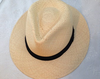 Vintage Bailey of Hollywood Sydney Panama Straw Hat Natural Color Size Medium      02948