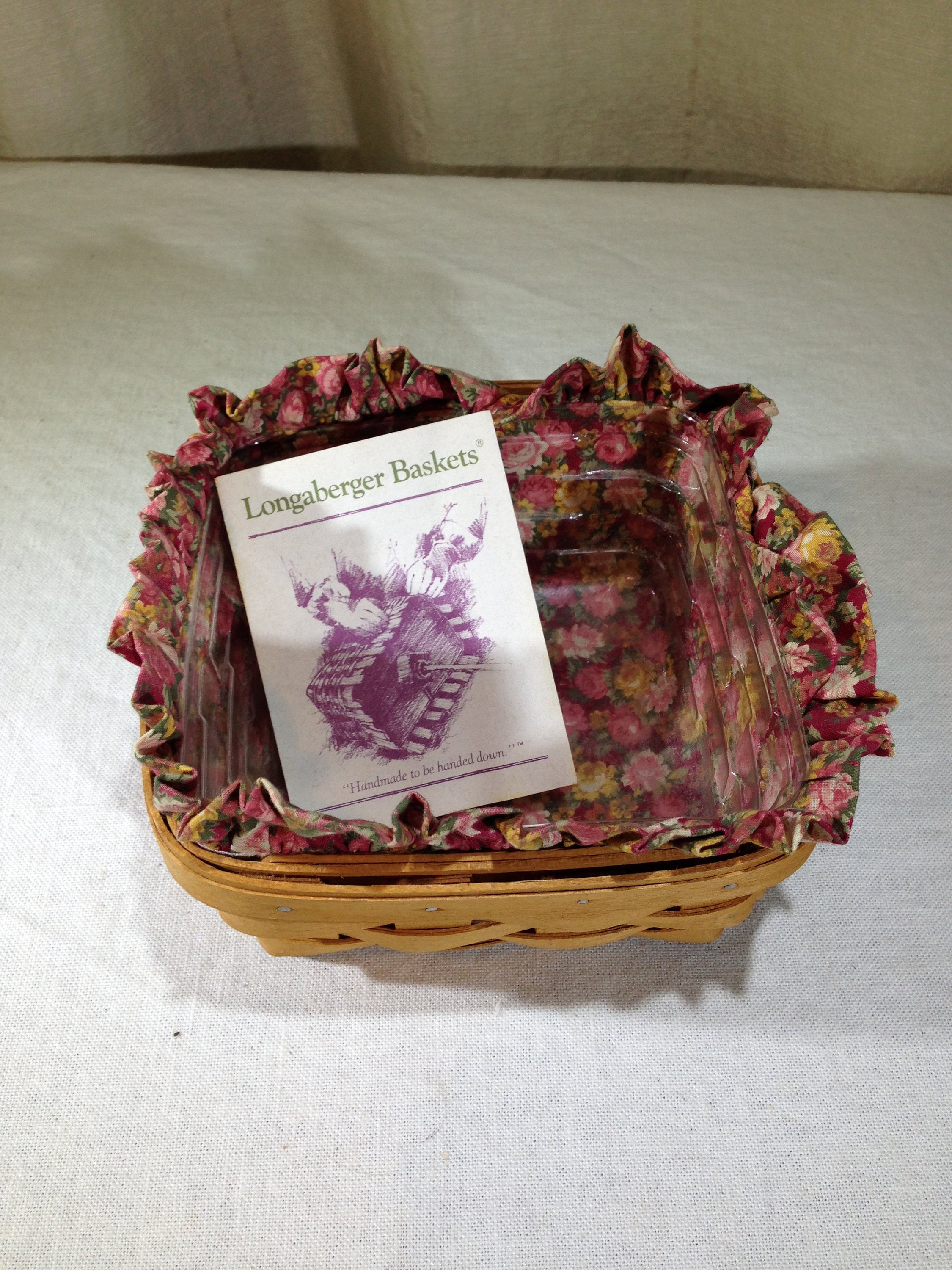Longaberger Basket ライナー＆栞付・アンティーク シャビー Farmhouse Longaberger Handle Picnic Lid and Lined With Floral
