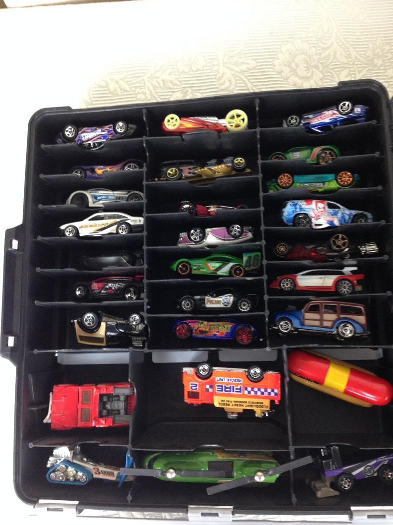 Vintage Hot Wheels 100 Car Rolling Carrying Case Model 20387 Etsy