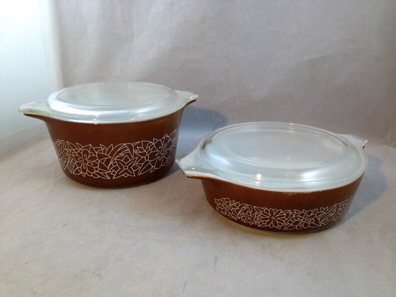 Vintage Pyrex Dark Brown Woodland Pattern 4 Pieces 471B and 473B with