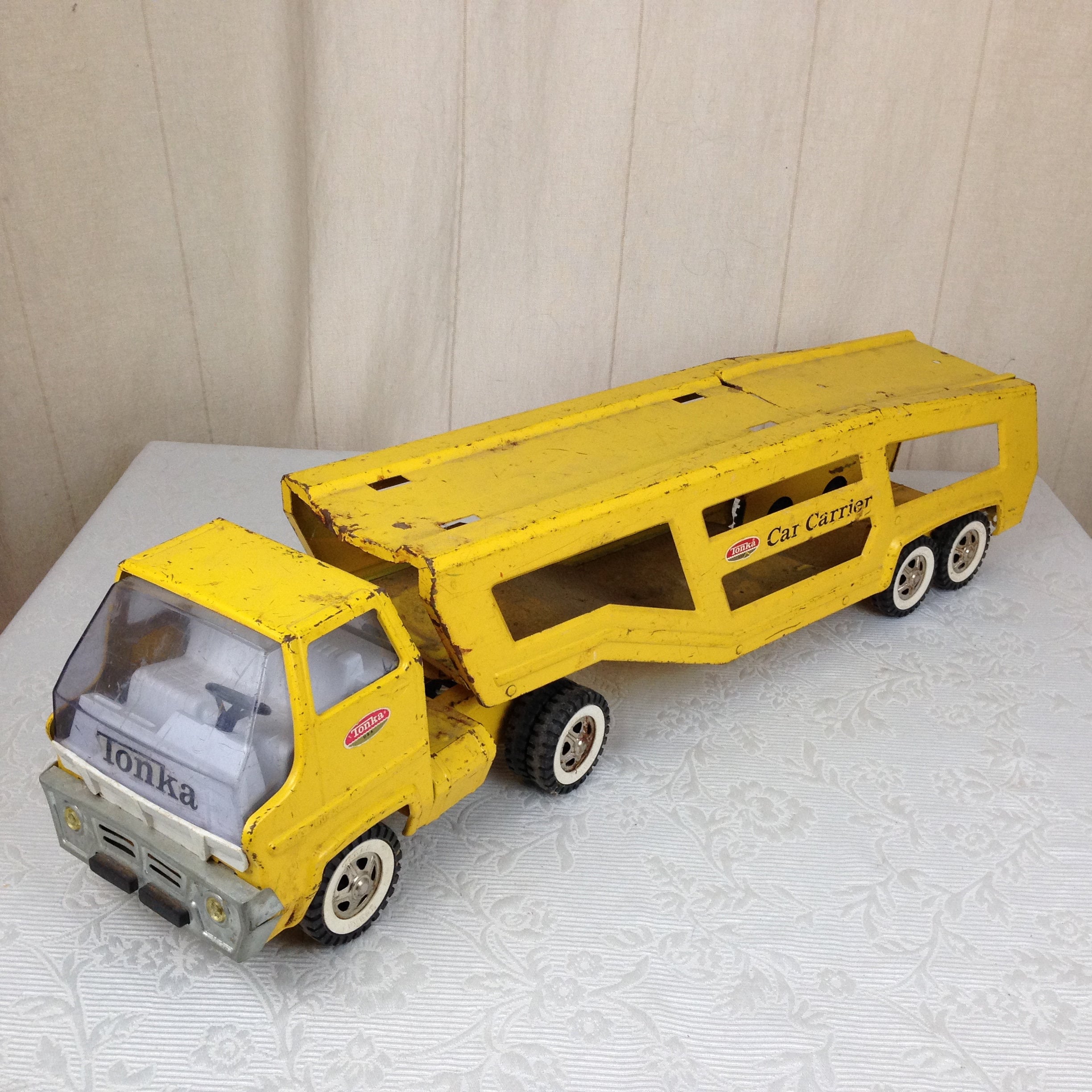 Tonka Race Car Transporter (JL) Tonka Race Car Transporter (JL)