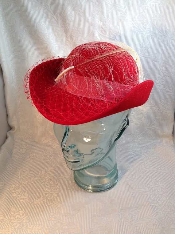Vintage Women display picture 2
