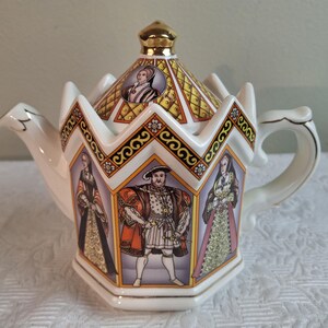 Vintage Sadler Teapot Featuring King Henry VIII and His Six Wives