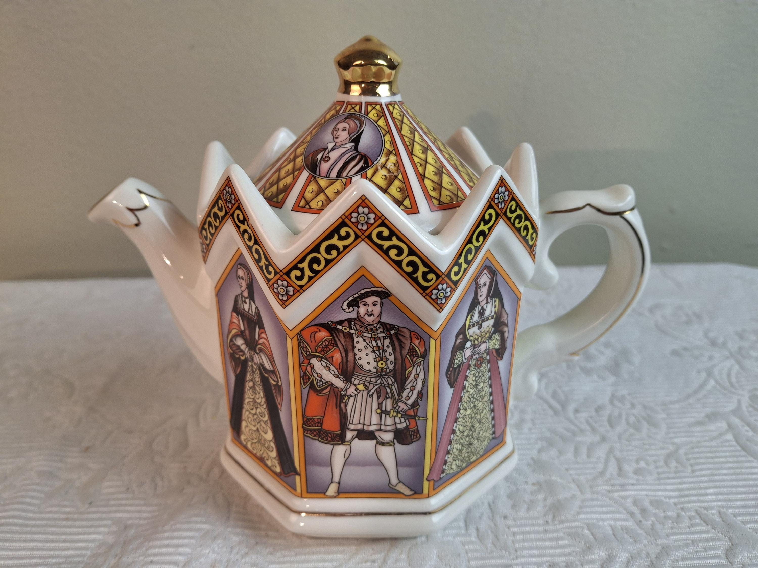 Vintage Sadler Teapot Featuring King Henry VIII and His Six Wives