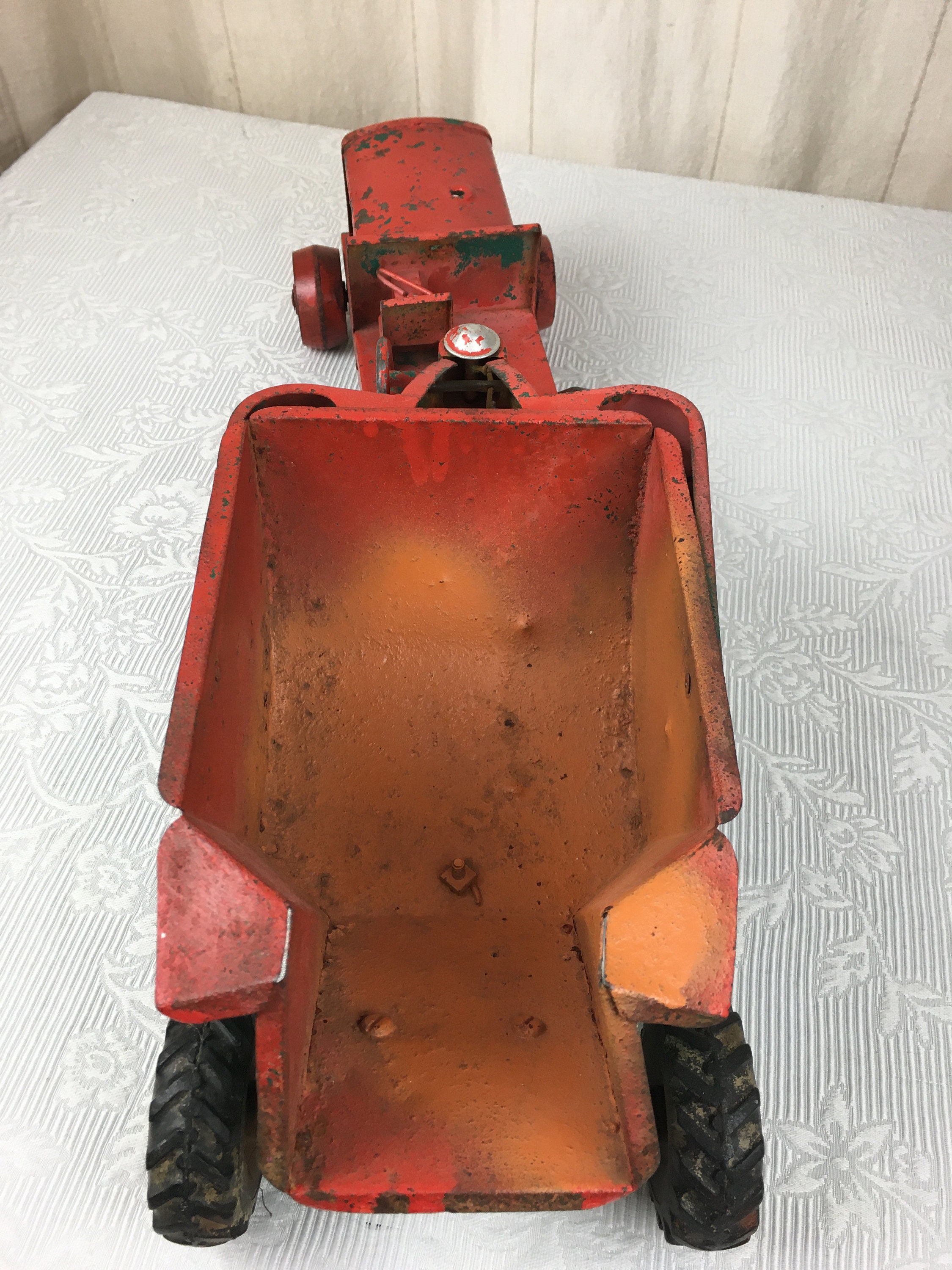 Structo Rocker Toy Vintage 1950s Structo Rocker Red and Green Pressed Steel Toy Car ...