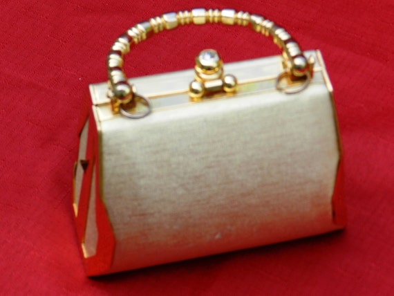 Vintage Small Gold Lame' Hard Case Purse Very Goo… - image 5