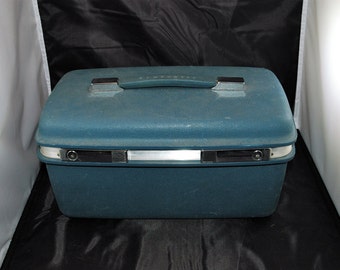 Vintage Samsonite Saturn Train Case Blue with Make-up Tray and Mirror No Key     03897