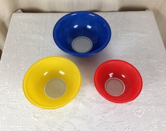 Vintage Pyrex Color Line Bowl Set Clear Bottom 04723