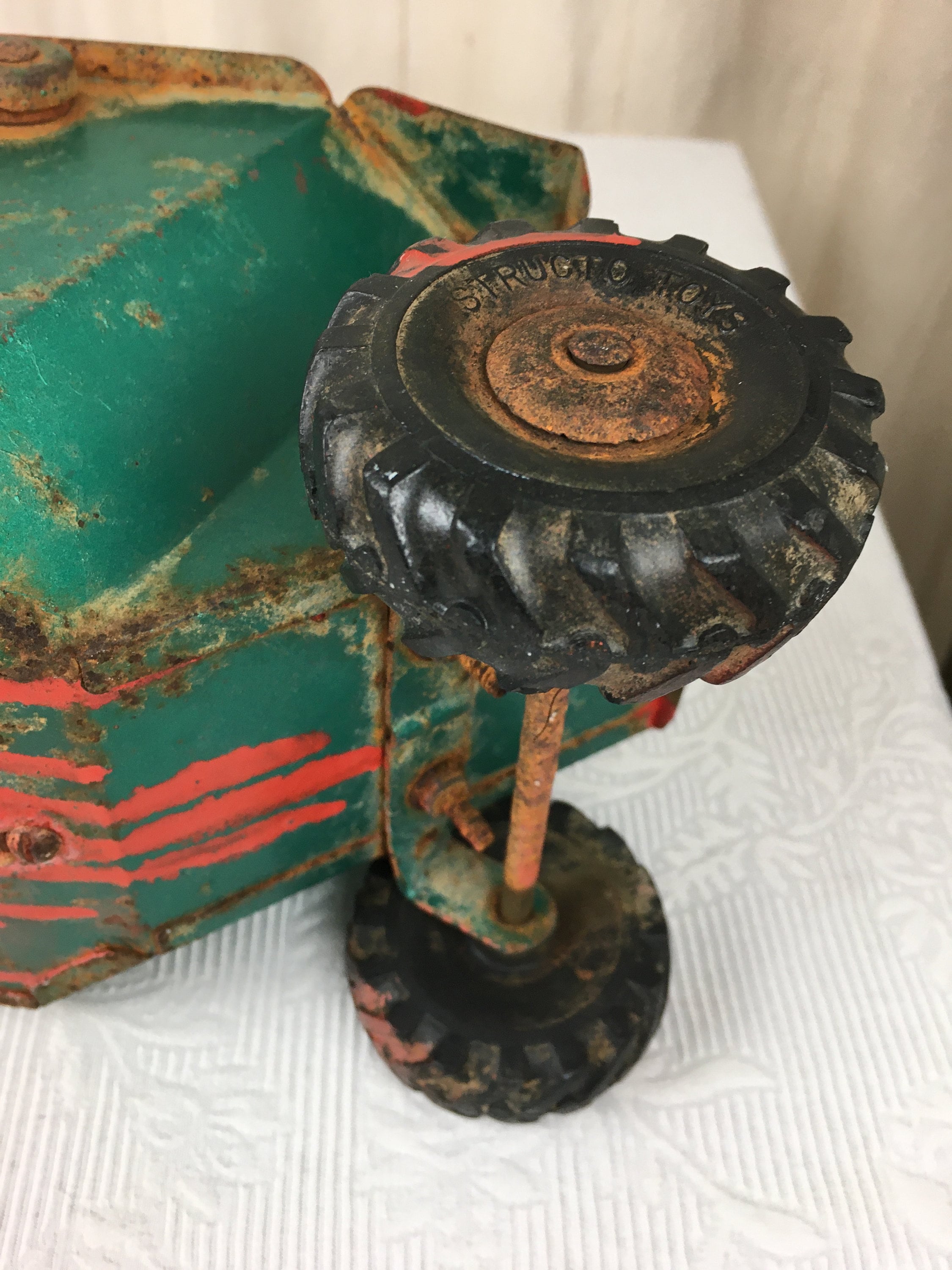 Structo Rocker Toy Vintage 1950s Structo Rocker Red and Green Pressed Steel Toy Car ...