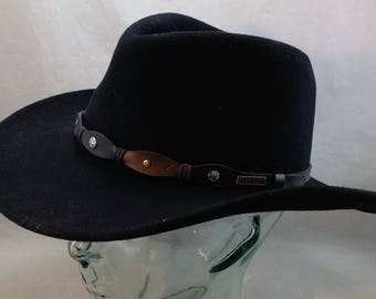 Vintage Pendleton Fedora AB 207-71031 Black Wool with Star Decorated Leather Band  Size Medium    04141