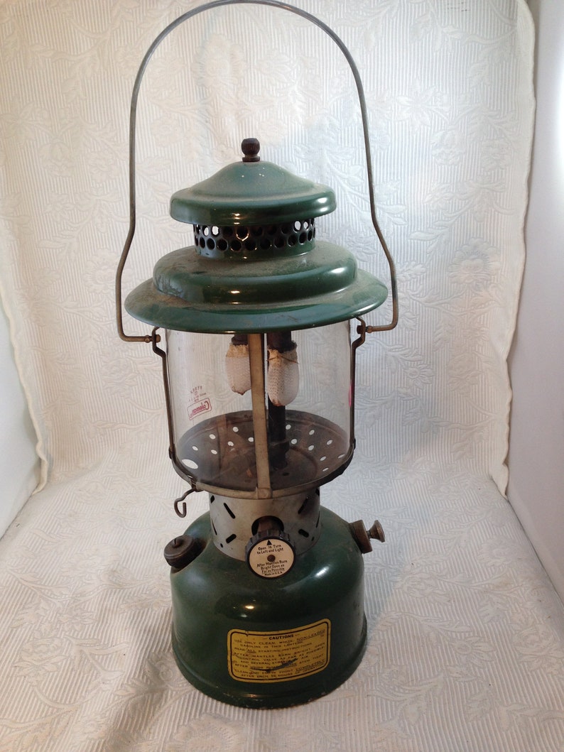 coleman 2 mantle lantern