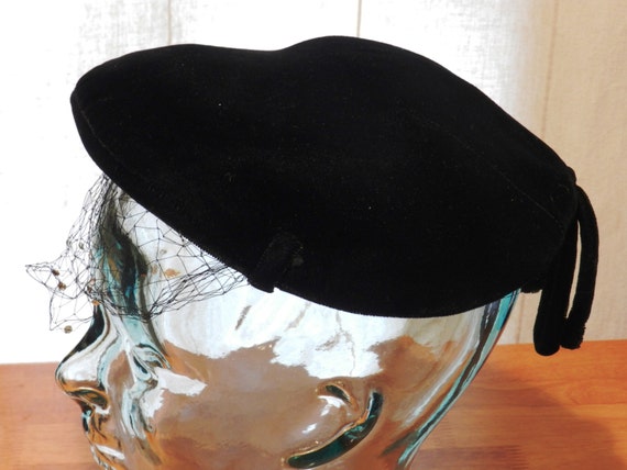 Vintage Millinery Salon Women's Hat by Lit Brothe… - image 2