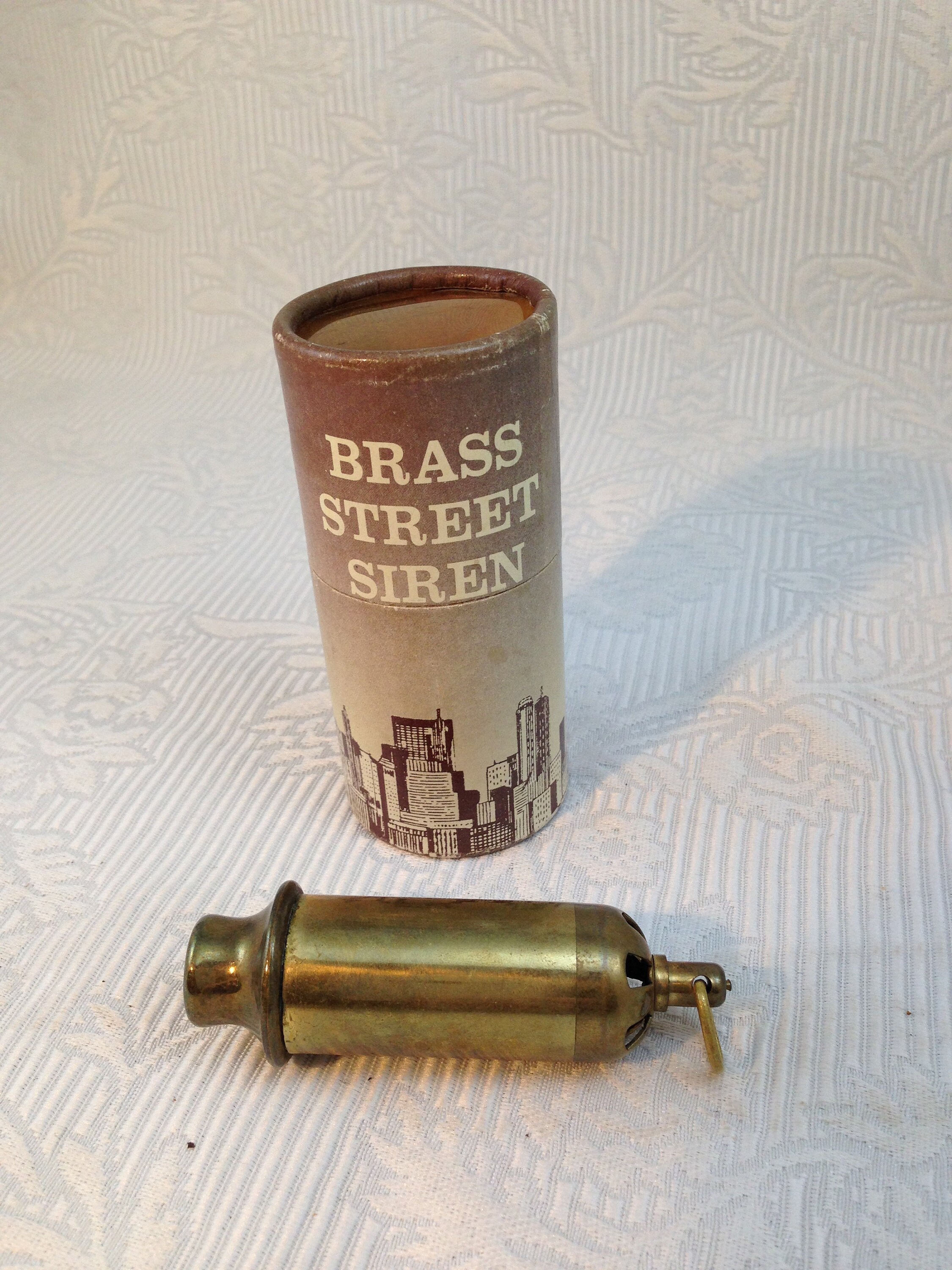 Brass Street Sirene Pfeife in Originalverpackung einzigartige Sound 02820 -  .de