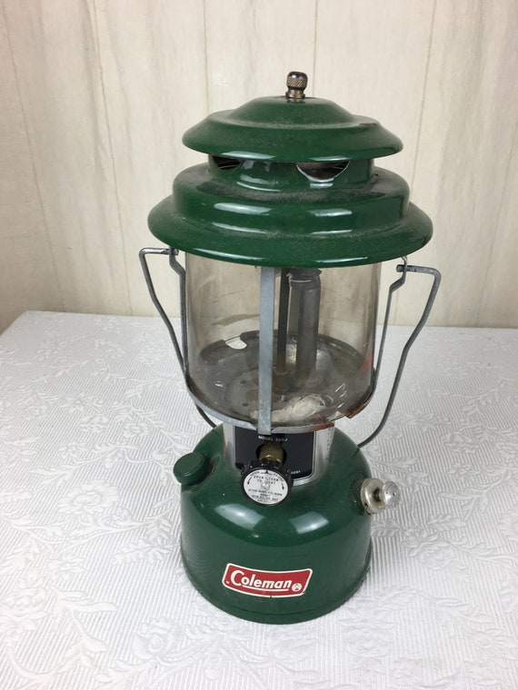 Coleman Adjustable Lantern 1995年製 グリーン Vintage 2 Mantle Coleman Lantern 220J From May 1979 04077 - Etsy