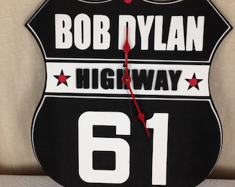 Bob Dylan Highway 61 Battery Operated Foam Clock In shape of a Shield Working Condition   03659