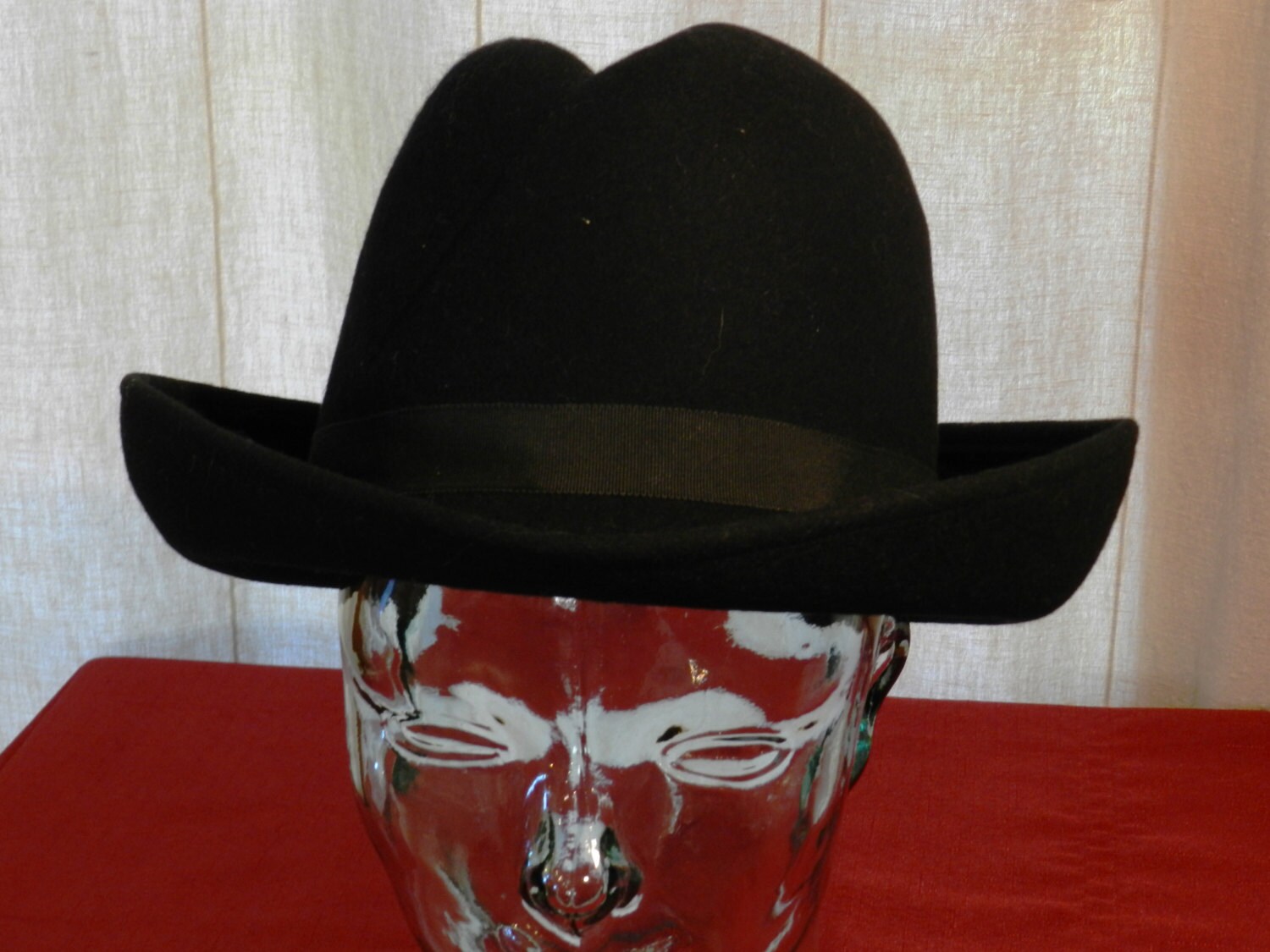 Vintage Women's Black Doeskin Felt Hat 