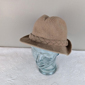 Vintage Stetson Short Brim Camel Hair Fedora Light Brown Size 7 1/8  04619