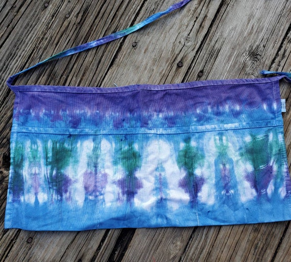 Tie Dye Waist Apron, Tie Dye Vendor Apron, Tie Dye Craft Apron, Tie Dye Money Apron, Server  Apron, Tool Apron, Half Apron, Waitress Apron