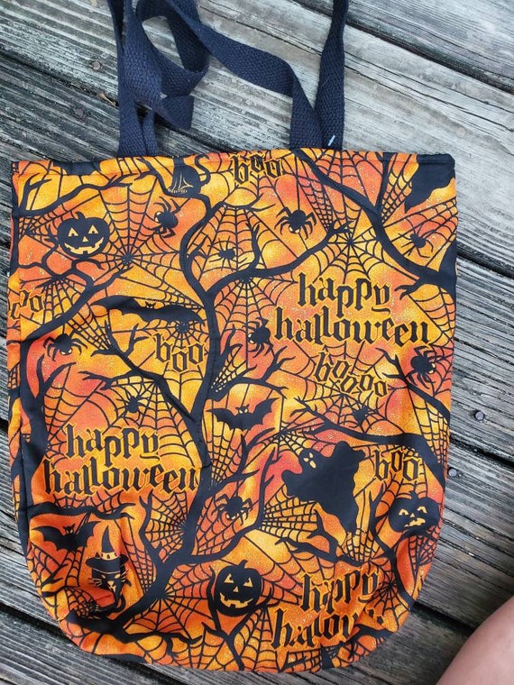 Halloween Tote, Trick or Treat Bag, Fall Decor, Fall Market Bag, Halloween Decor,  Fall Gift Bag, Fall Gift Basket , Halloween Bag Gift