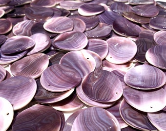 High-Quality 2-Tone/Lavender Wampum Shell Bead Pendant From New England/New York Beaches (America's First Currency Year From 1637-1673) Coin