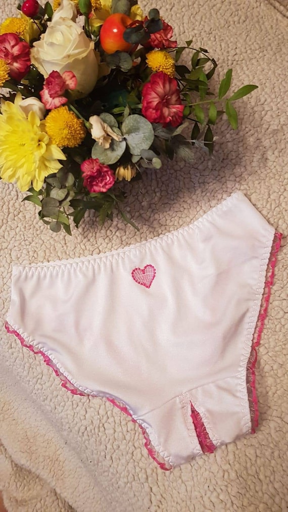 Embroidery,white Lingerie,panties,handmade,bridal Lingerie,lace Lingerie,custom  Made,vintage,plus Size,underwear,embroidery Red Heart -  Canada