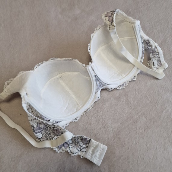 80D, 36D, Open Nipples Bra, Room for Nipples, Crotchless Lingerie, Open Cup,  White Bra White Open Nipples 