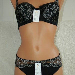 black handmade bra, handmade lingerie,black bra and panty set , black  lingerie, lace underwear, soft bra, lace lingerie set, lace panties