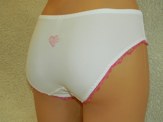 Embroidery,white Lingerie,panties,handmade,bridal Lingerie,lace Lingerie,custom  Made,vintage,plus Size,underwear,embroidery Red Heart 