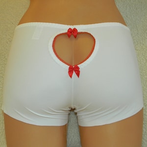 Handmade,white lingerie,panties,handmade,bridal lingerie,lace lingerie,sleepwear,cute,custom made,vintage,plus size,sheer,lingerie,shorts