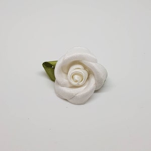 White rose White flowers Satin Bows in White color Embellishments, Satin Bows, Craft Supplies, Craft Bows