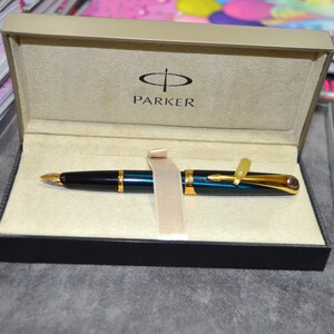 Caneta-tinteiro colecionável rara PARKER Ellipse, ponta de ouro 18k, laca azul esverdeada França 2000