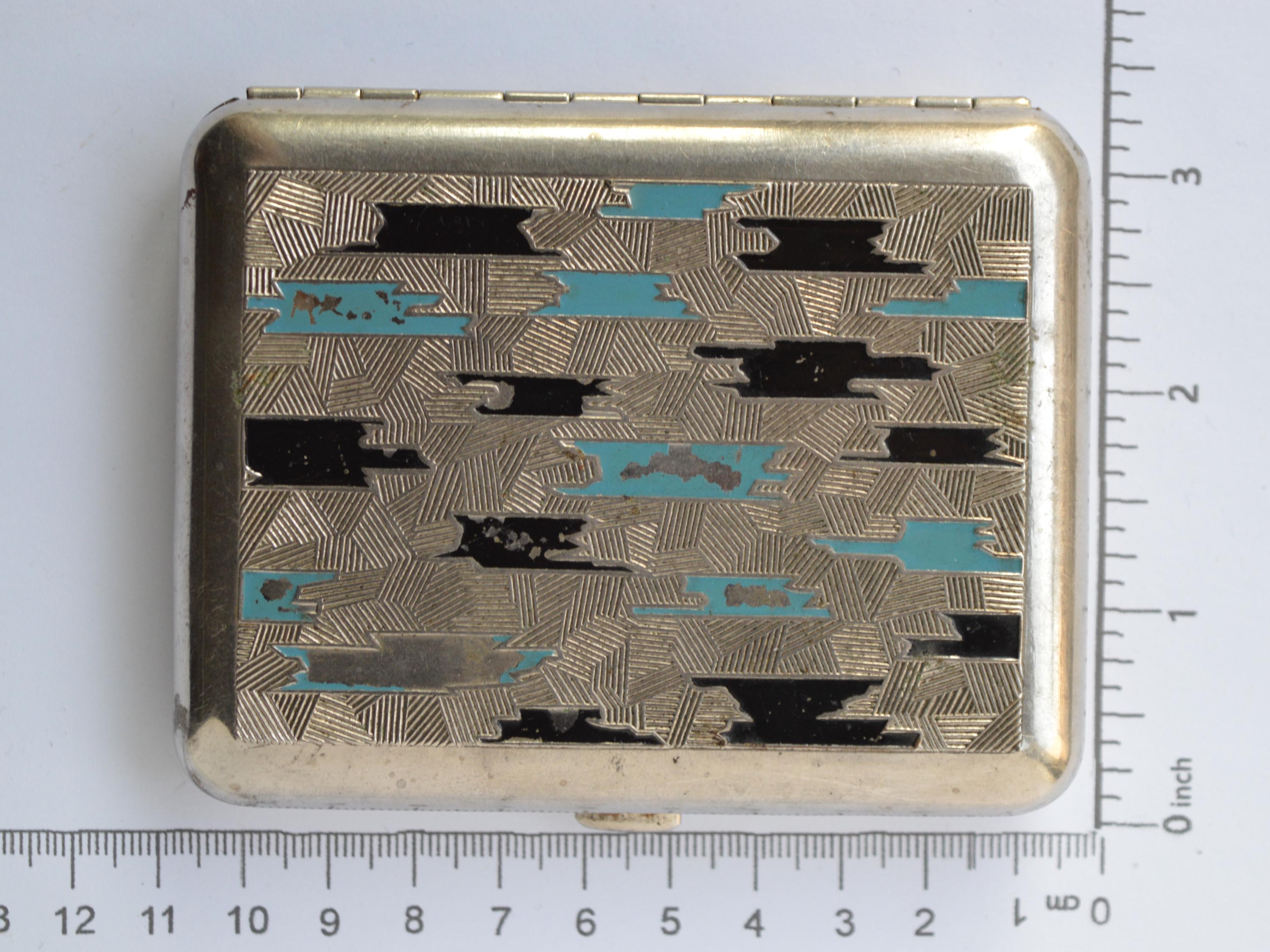 アールデコ調ロシアエナメルシガレットケース、重厚な金属製ボックス